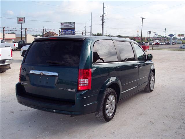 2009 Chrysler Town and Country Elk Conversion Van