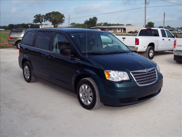 2009 Chrysler Town and Country Elk Conversion Van