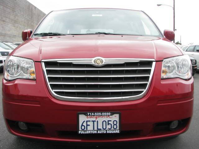 2009 Chrysler Town and Country 3.5