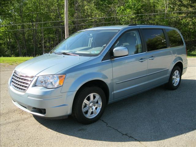 2009 Chrysler Town and Country 3.5