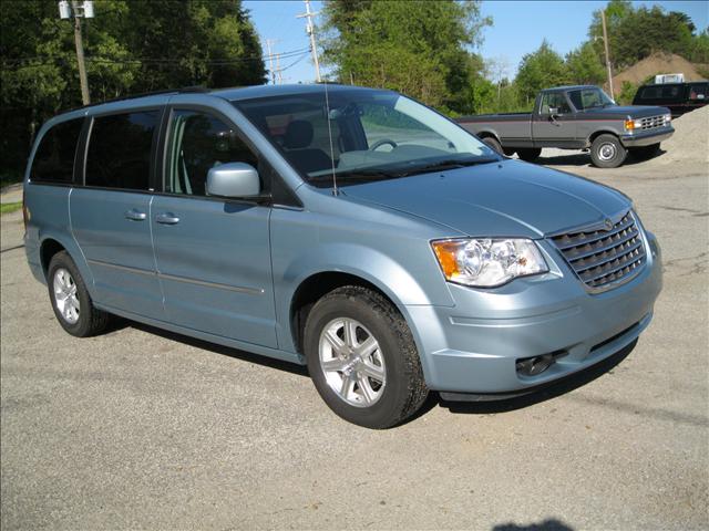 2009 Chrysler Town and Country 3.5