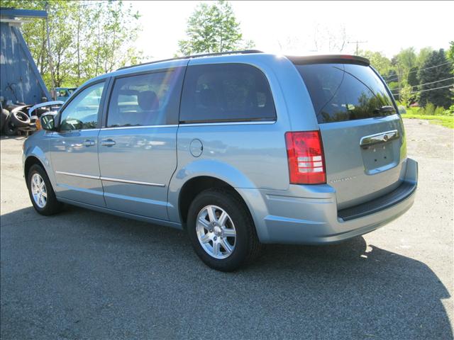 2009 Chrysler Town and Country 3.5