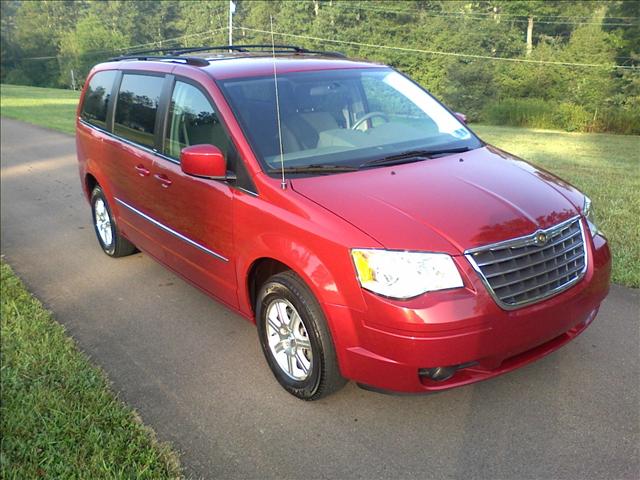 2009 Chrysler Town and Country 5 LS