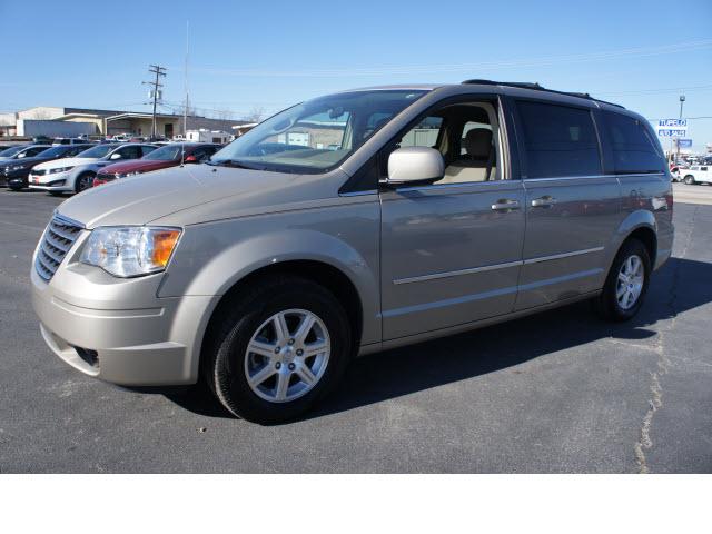 2009 Chrysler Town and Country 3.5