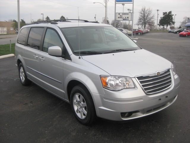 2010 Chrysler Town and Country 3.5