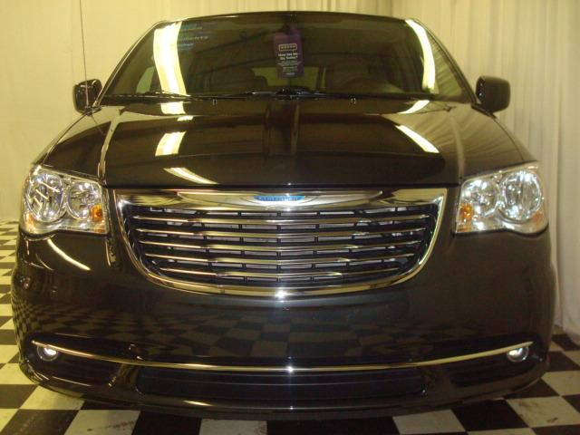 2012 Chrysler Town and Country 3.5