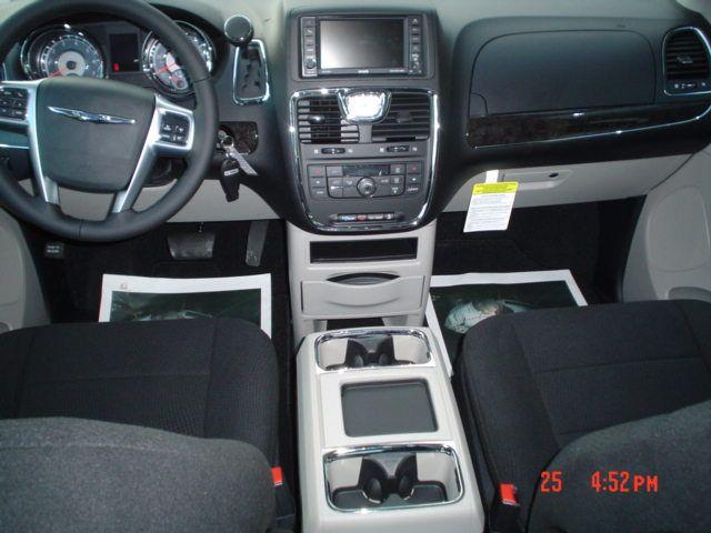 2012 Chrysler Town and Country 3.5