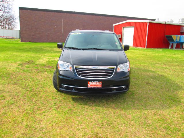 2013 Chrysler Town and Country 3.5