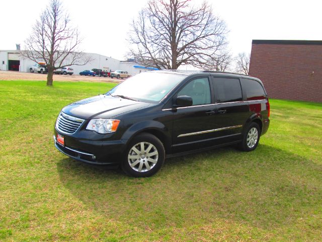 2013 Chrysler Town and Country 3.5