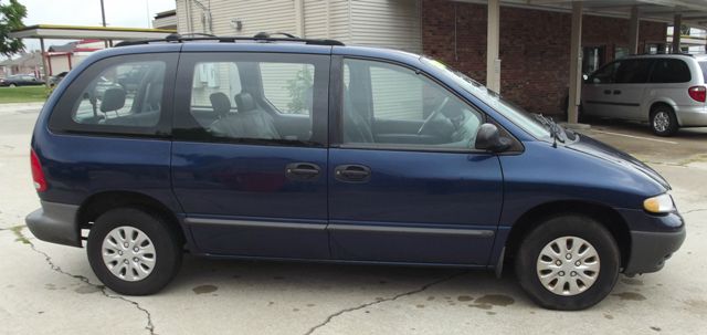 2000 Chrysler Voyager Unknown