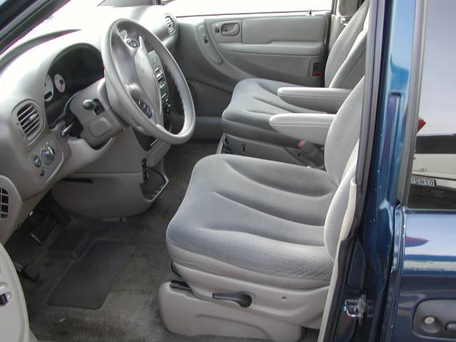 2001 Chrysler Voyager Elk Conversion Van