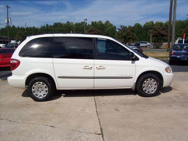 2001 Chrysler Voyager Unknown