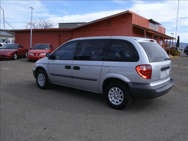 2001 Chrysler Voyager Unknown