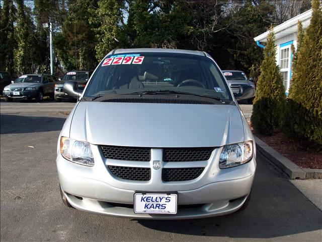 2001 Chrysler Voyager Base