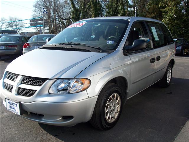 2001 Chrysler Voyager Base