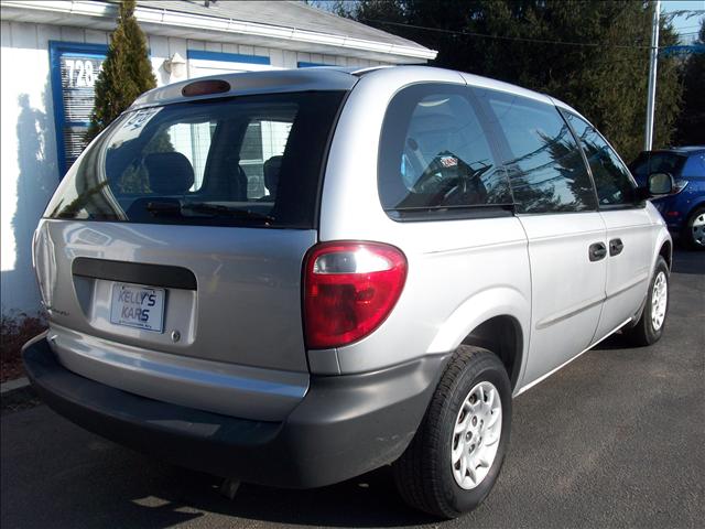 2001 Chrysler Voyager Base