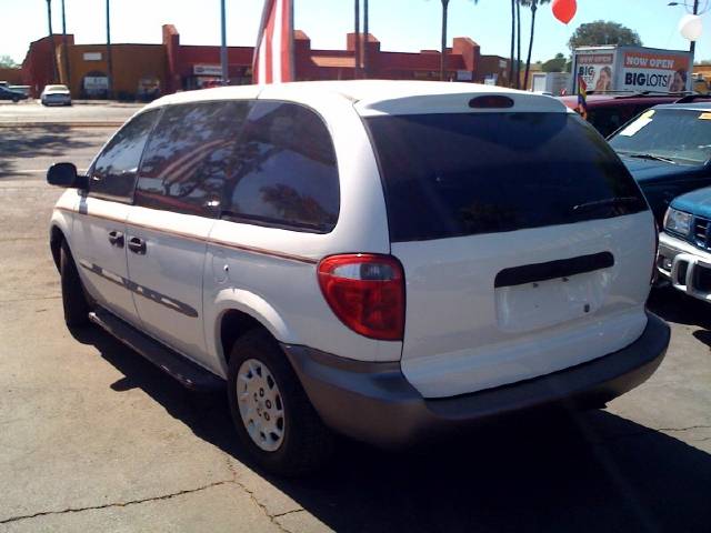 2001 Chrysler Voyager Base