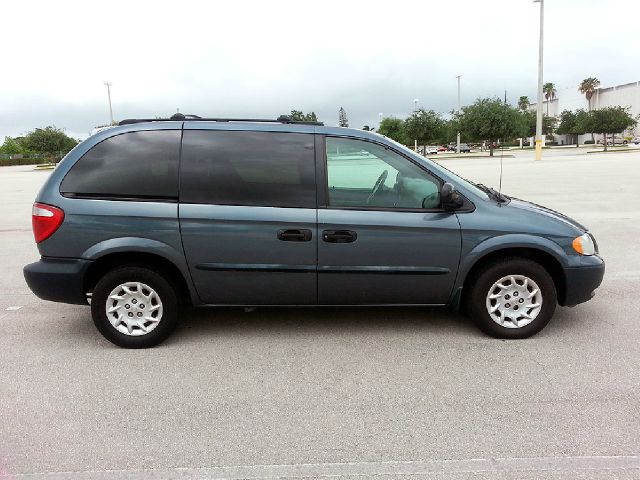 2002 Chrysler Voyager Unknown