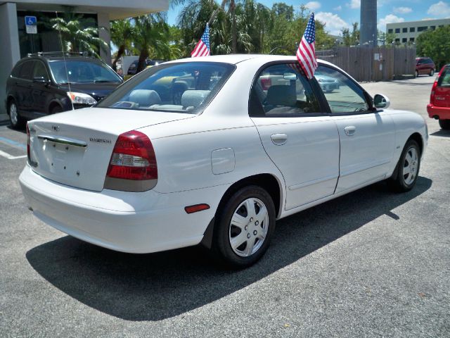 2000 Daewoo Nubira Sport -5 Speed-stick-4x4