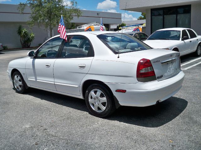 2000 Daewoo Nubira Sport -5 Speed-stick-4x4