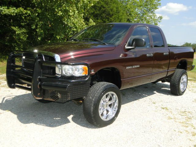 2004 Dodge 200 SLT