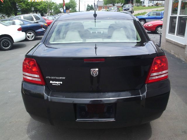 2008 Dodge Avenger SE