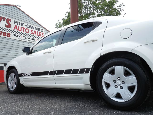 2008 Dodge Avenger SE