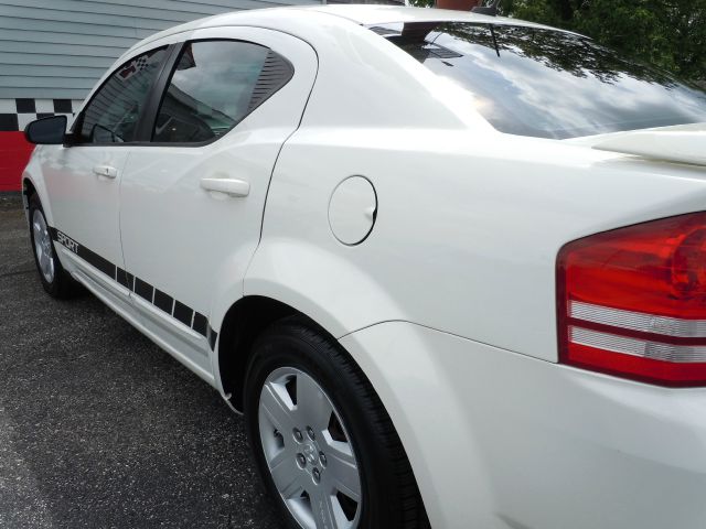 2008 Dodge Avenger SE