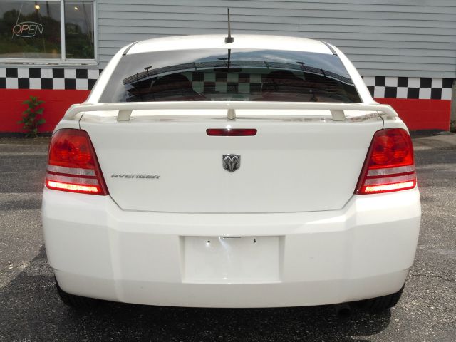 2008 Dodge Avenger SE