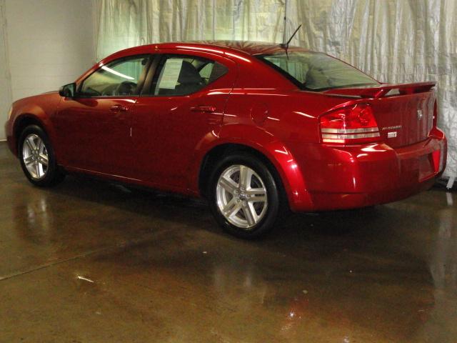 2008 Dodge Avenger S