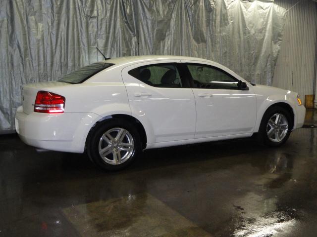 2008 Dodge Avenger S