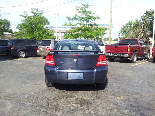 2008 Dodge Avenger SE