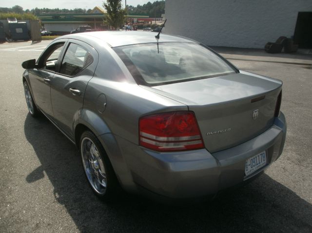 2008 Dodge Avenger SE