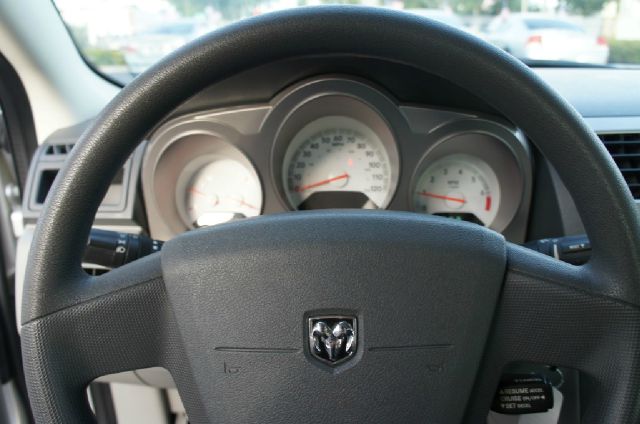 2008 Dodge Avenger SE