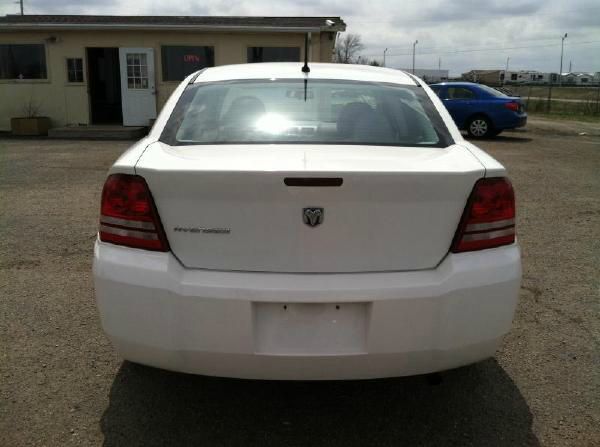 2008 Dodge Avenger SE