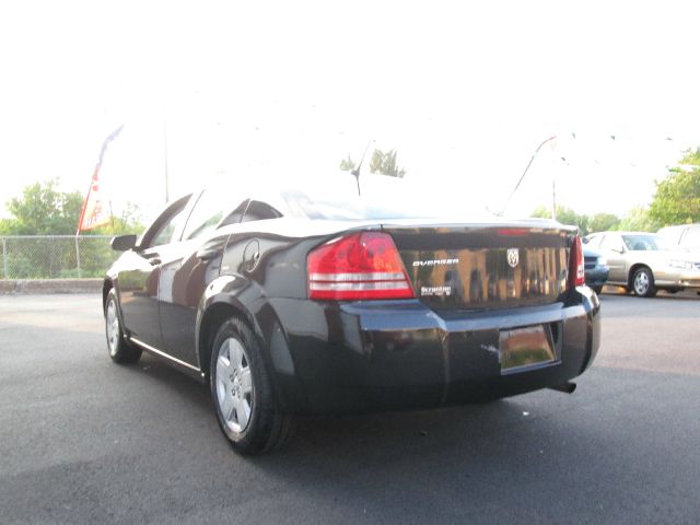 2008 Dodge Avenger SE