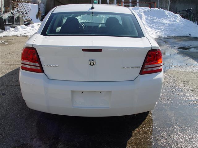 2009 Dodge Avenger SE