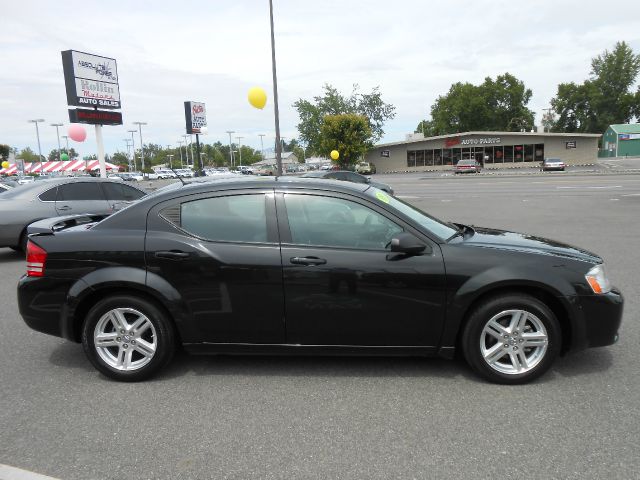 2009 Dodge Avenger S