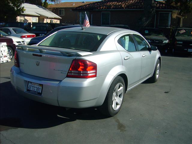 2009 Dodge Avenger Unknown