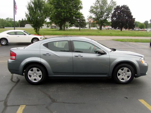 2009 Dodge Avenger S