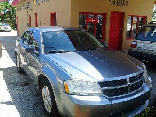 2009 Dodge Avenger SE