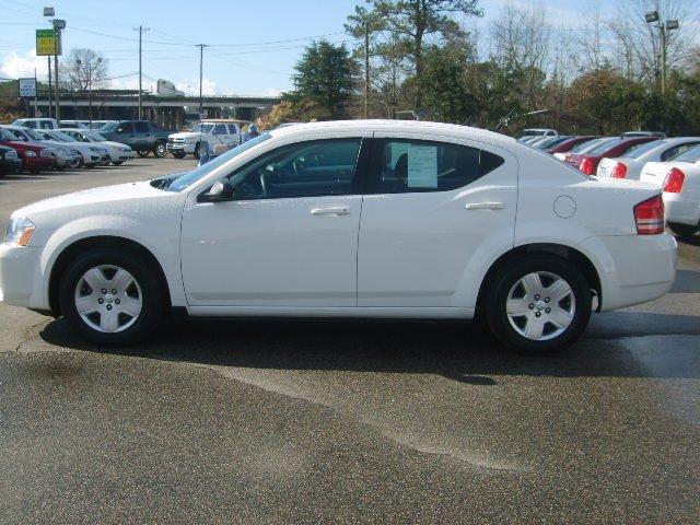 2010 Dodge Avenger Unknown