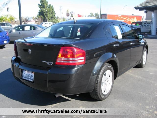 2010 Dodge Avenger SE