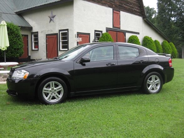 2010 Dodge Avenger Deluxe Convertible