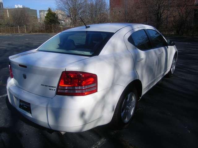 2010 Dodge Avenger S