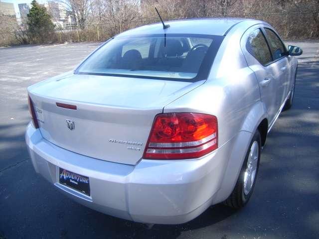 2010 Dodge Avenger S