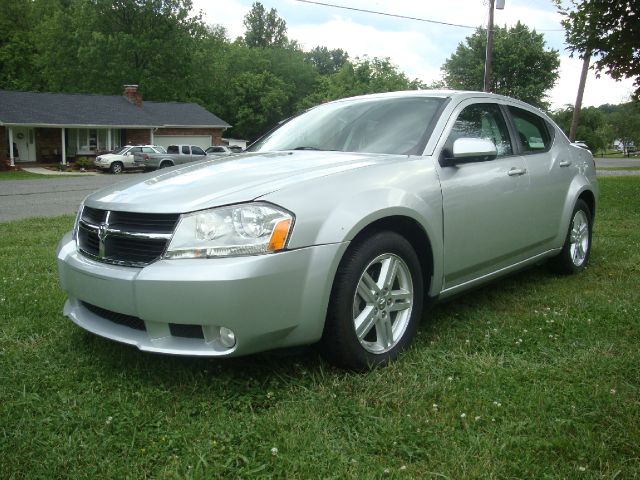 2010 Dodge Avenger Deluxe Convertible