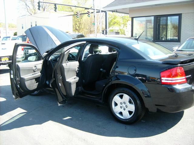 2010 Dodge Avenger S