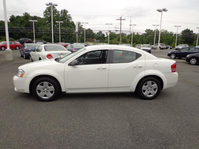 2010 Dodge Avenger Unknown