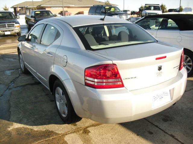 2010 Dodge Avenger S